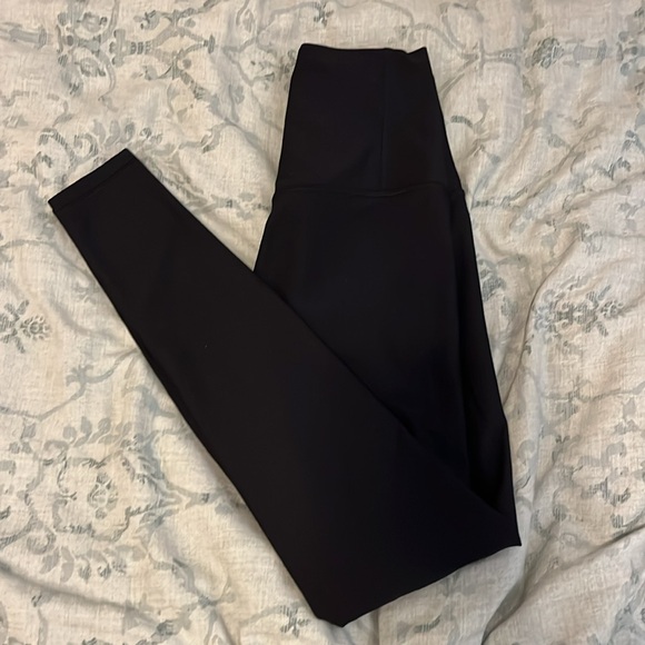 Old navy leggings - Picture 3 of 4